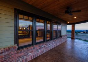 +2,000’ of stamped concrete wrap-around porches +2,000’ of stamped concrete wrap-around porches